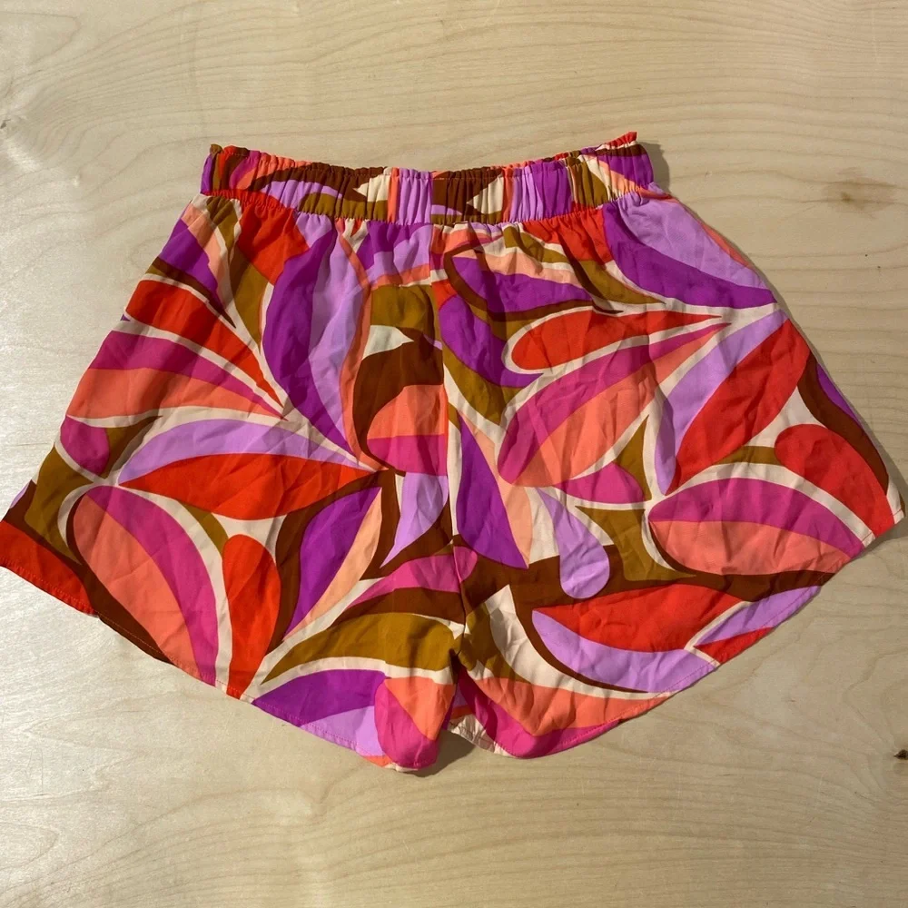 Impressions Pink and Purple Athletic Shorts Large (OP)